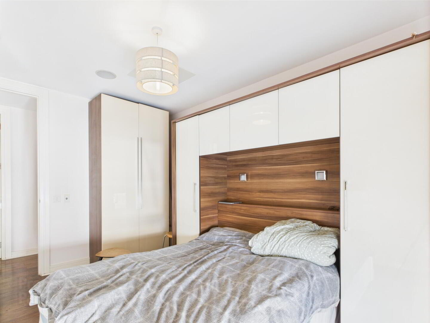 Apartment 11.41 The Arc 2l Queens Road 11 of 13