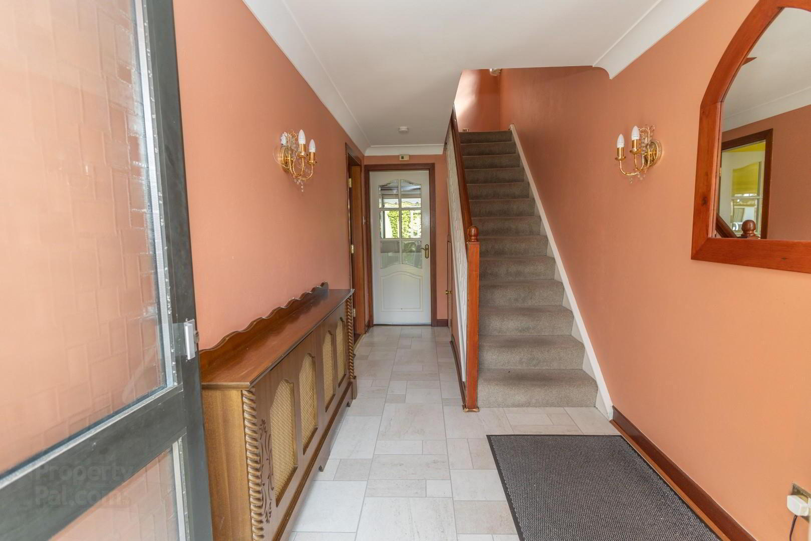 5 Downshire Court 3 of 26