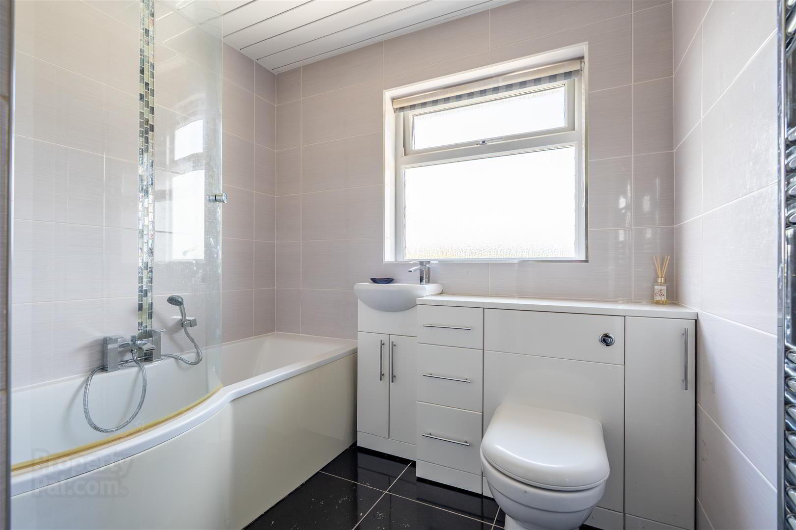 38 Moyra Drive 11 of 14