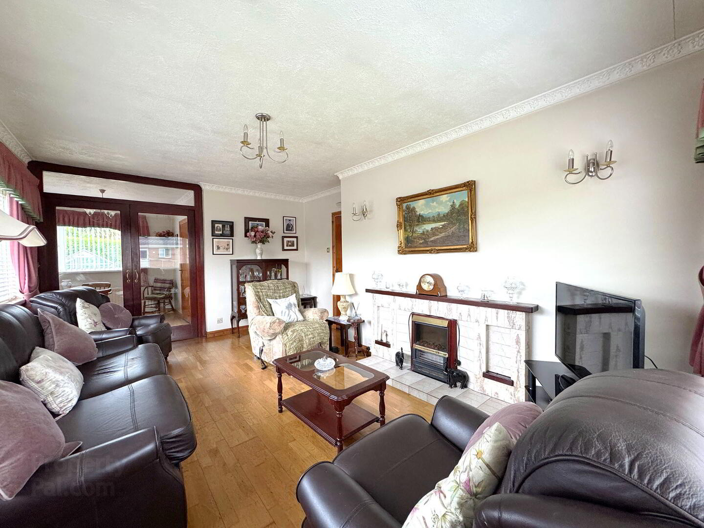1 Edenvale Avenue 6 of 22