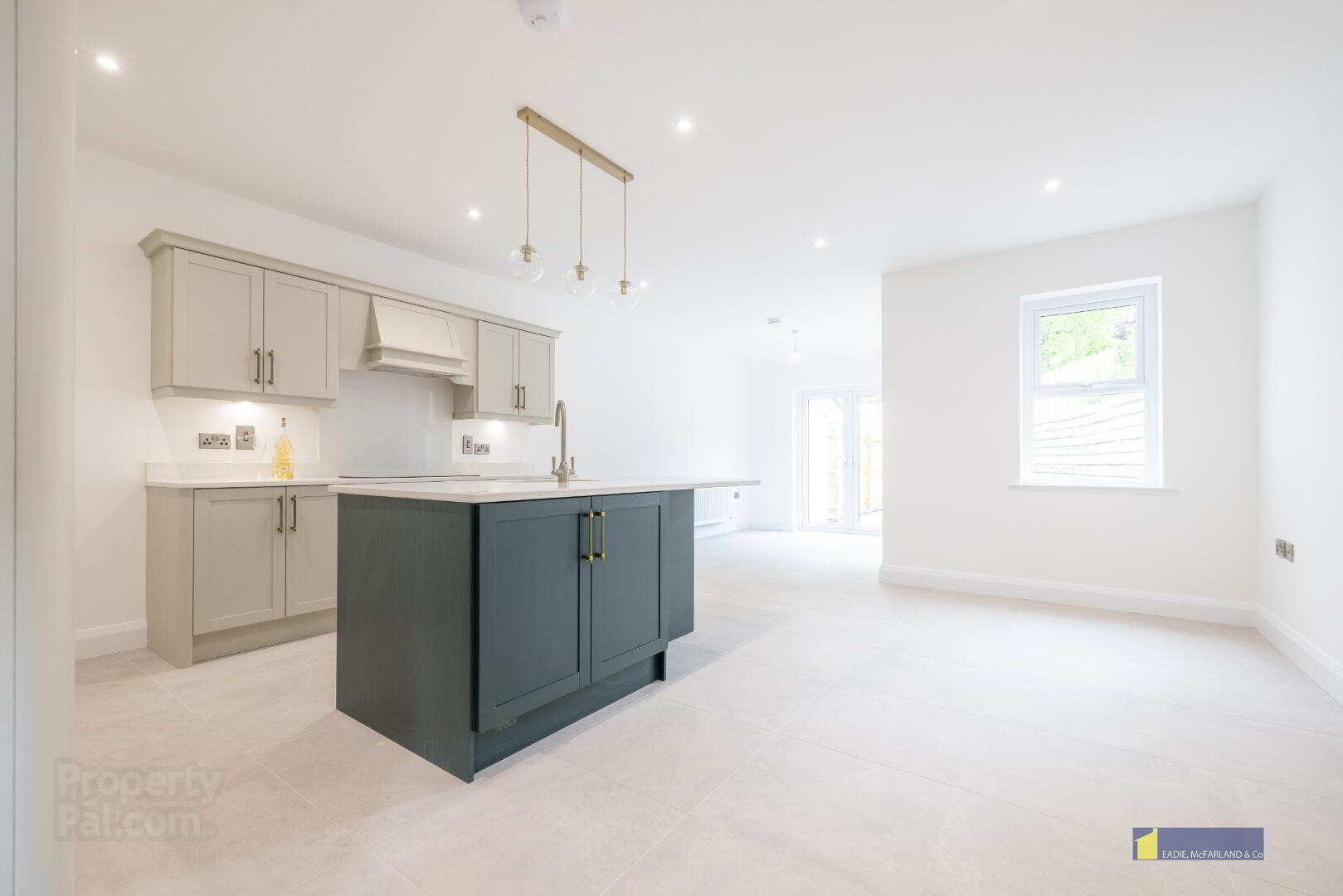 122 Sligo Road 11 of 48