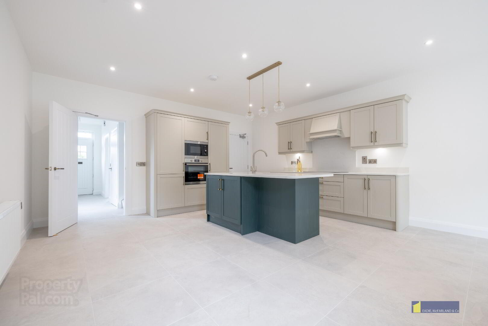 122 Sligo Road 10 of 48