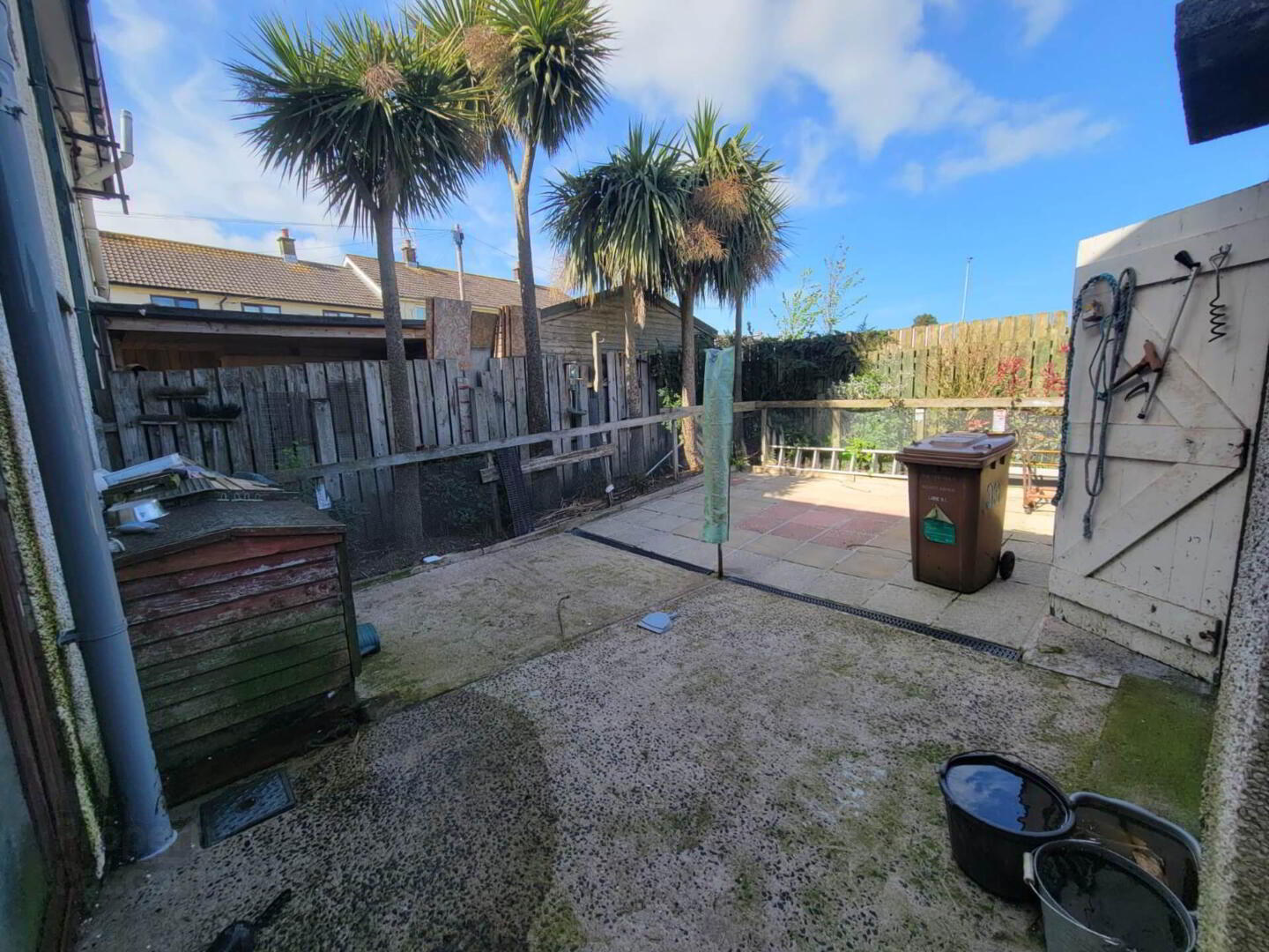 property description image