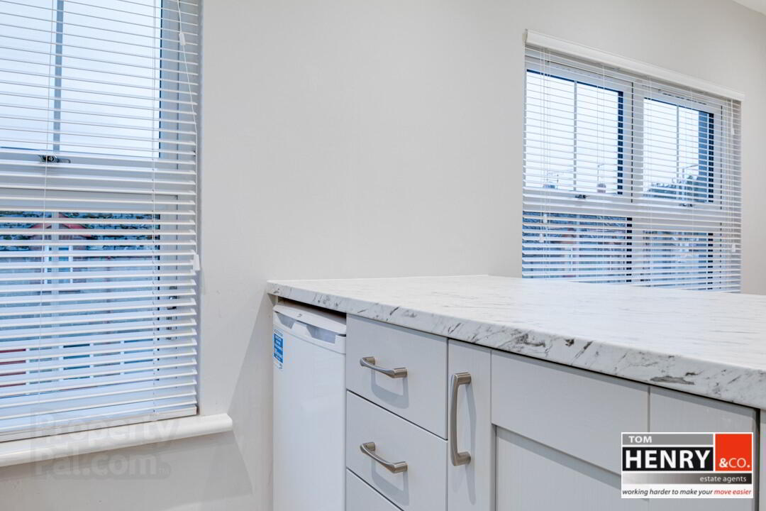 20a Brooke Street 6 of 14