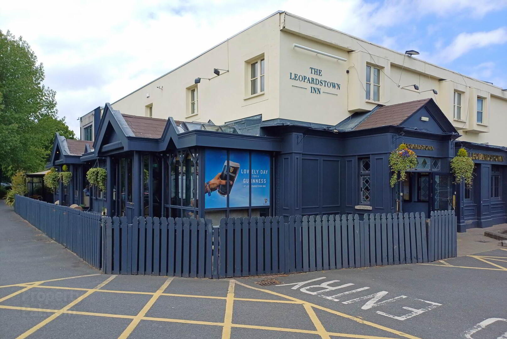 5 Leopardstown Park 29 of 33