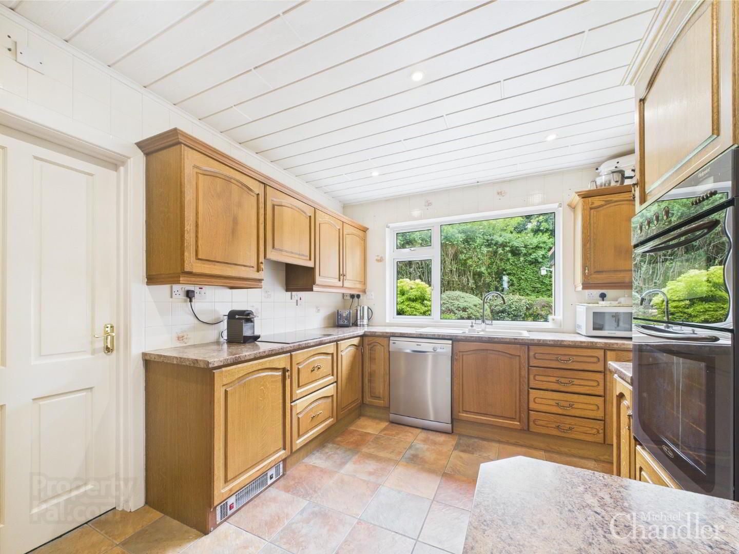 5 Whinney Heights 7 of 28