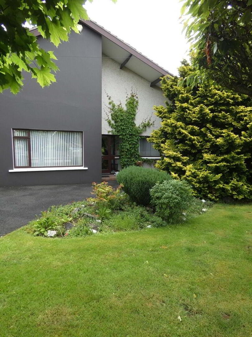 8 Beech Hill 34 of 40