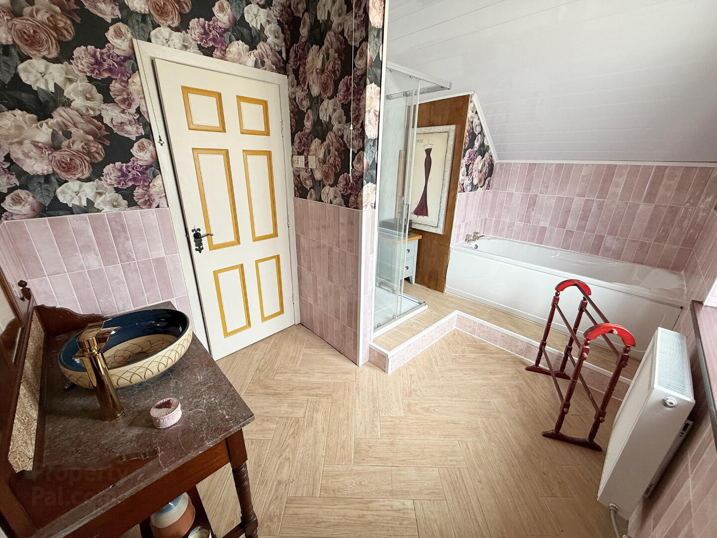 48 Freehall Road 18 of 27