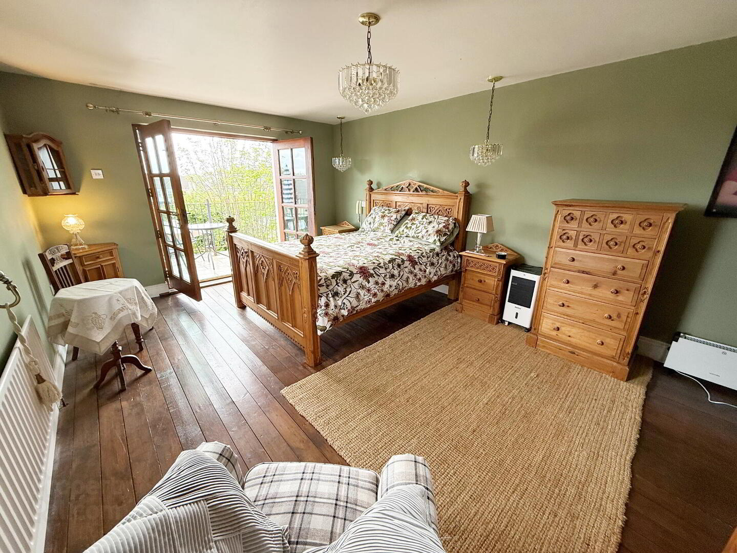 48 Freehall Road 19 of 27