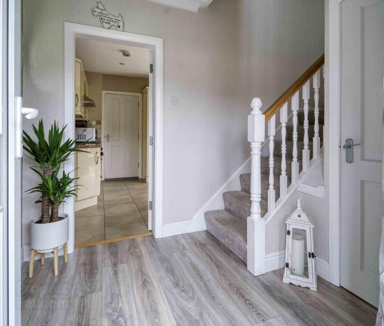 69 Beechdene Gardens 3 of 18