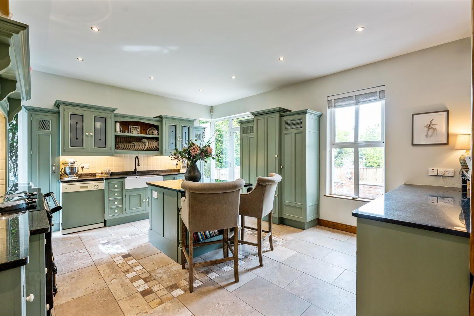 18 Ashley Gardens 11 of 42
