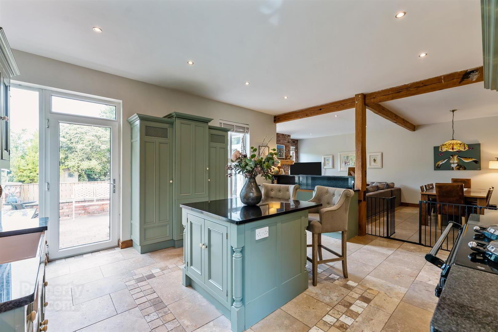 18 Ashley Gardens 15 of 42