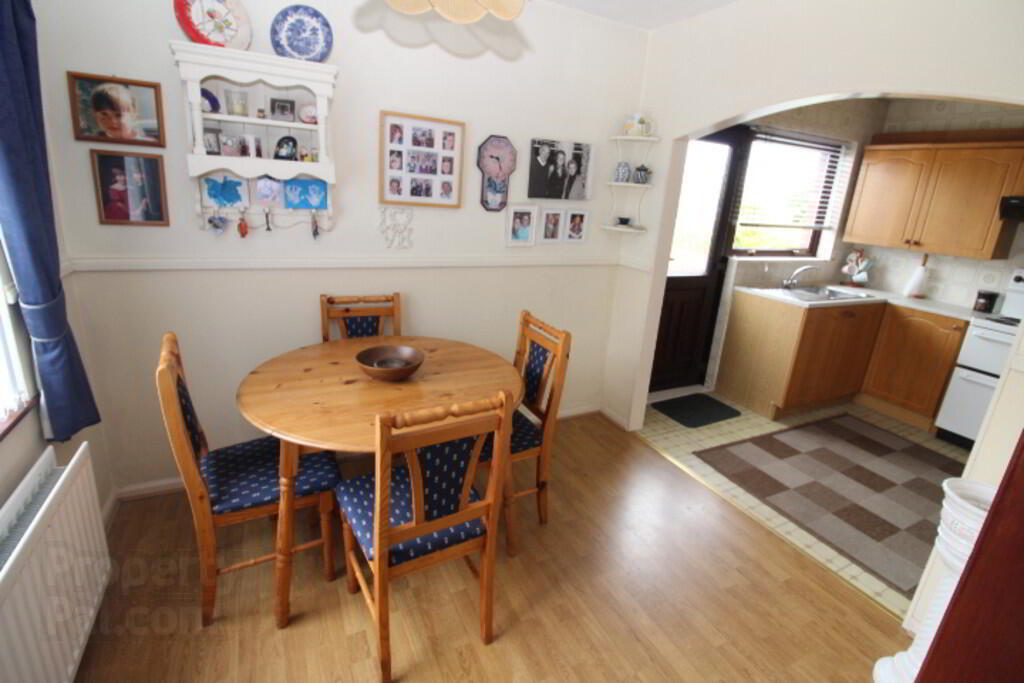 19 Wynnland Road 5 of 13