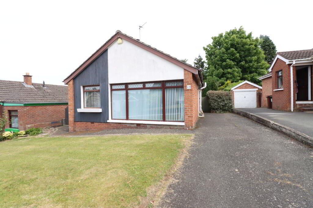 19 Wynnland Road 1 of 13
