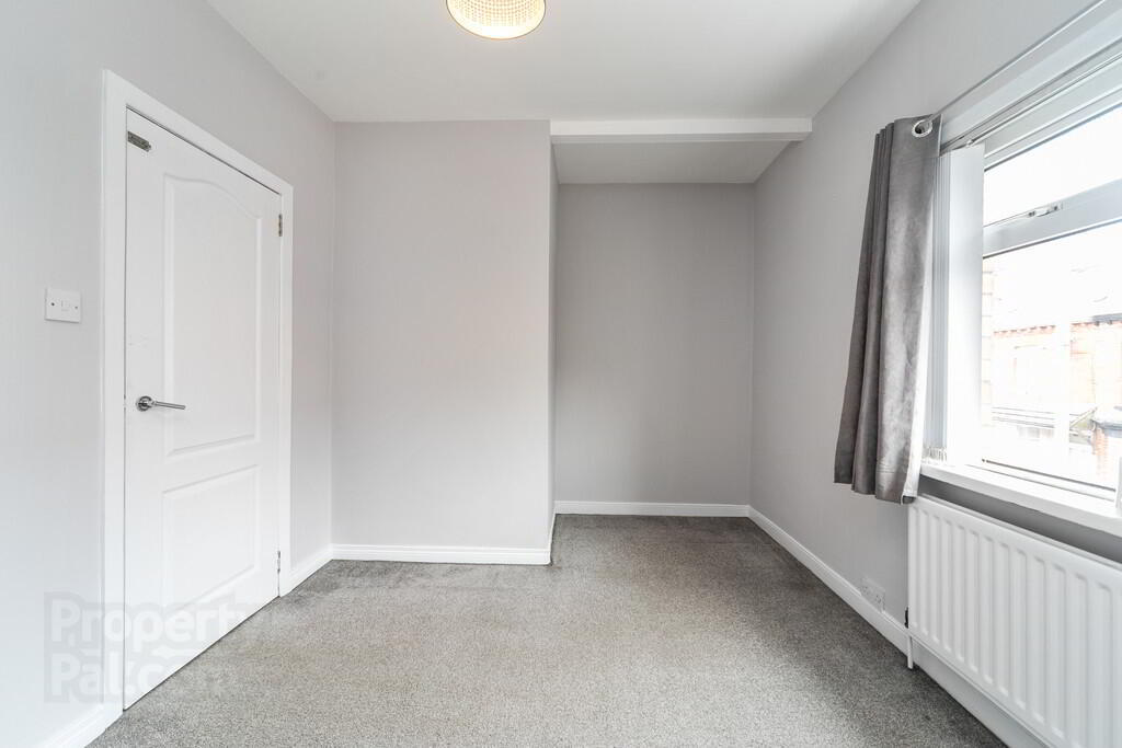 9 Lichfield Avenue 15 of 19