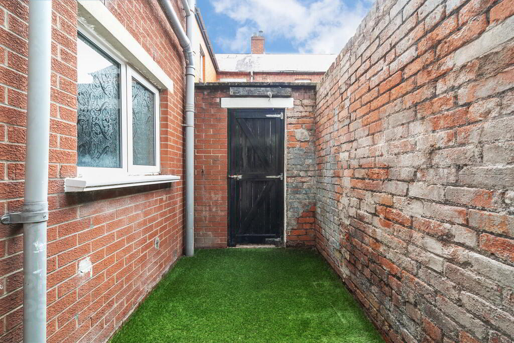 9 Lichfield Avenue 18 of 19