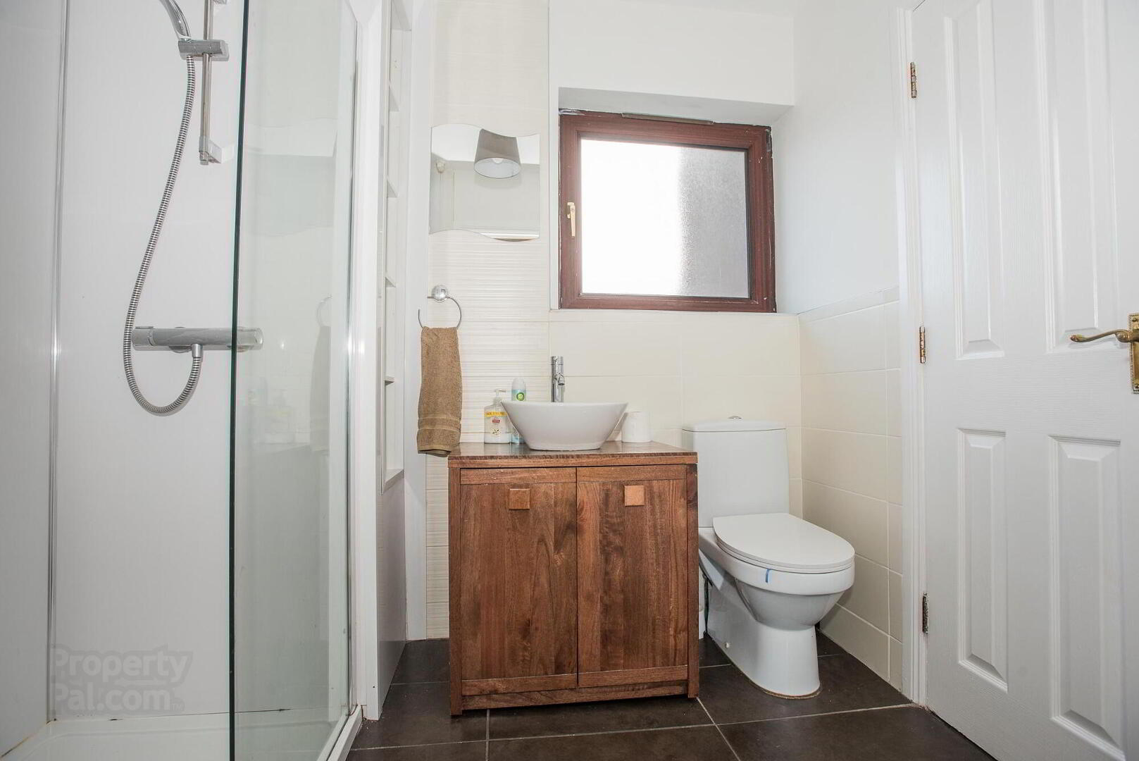 28 Ravenhill Reach 10 of 13