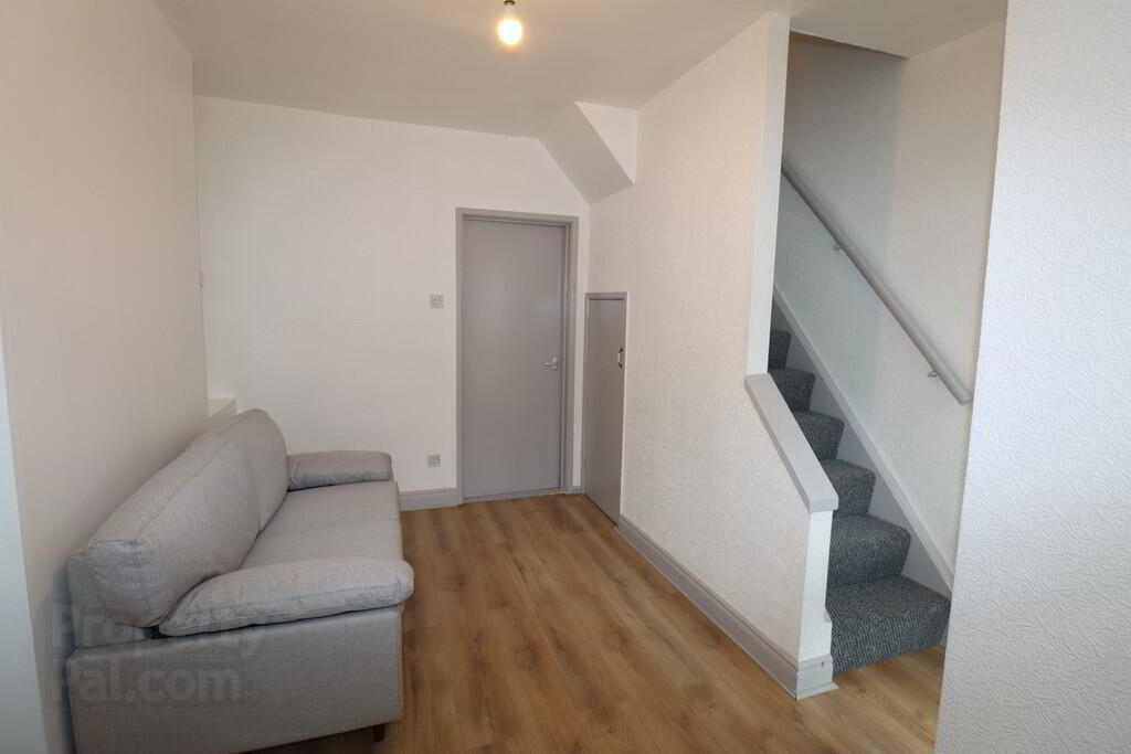17 Acton Street 4 of 11