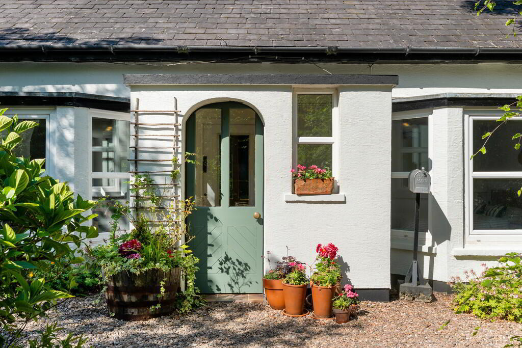 29 Manse Road 3 of 55