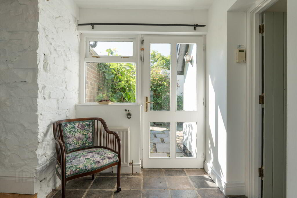 29 Manse Road 14 of 55
