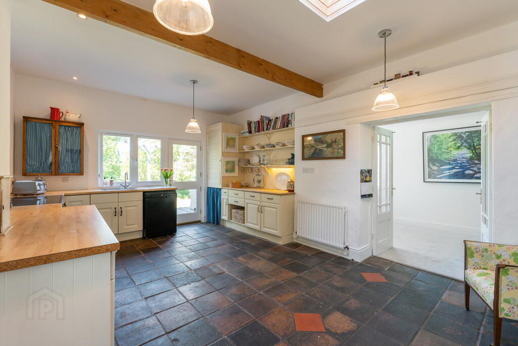 29 Manse Road 11 of 55