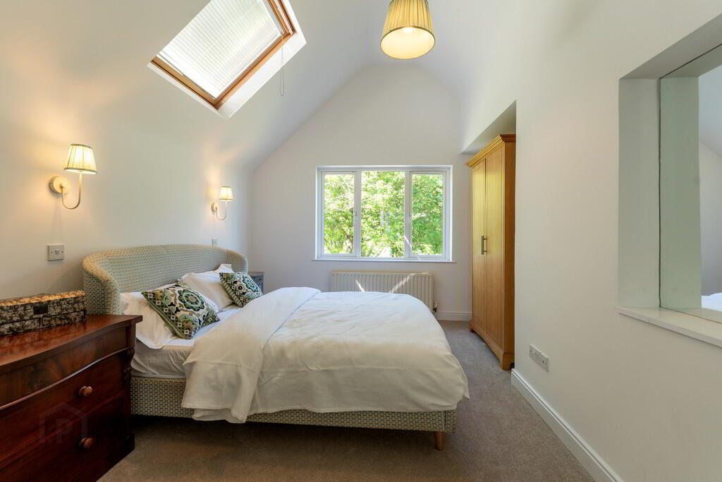 29 Manse Road 16 of 55