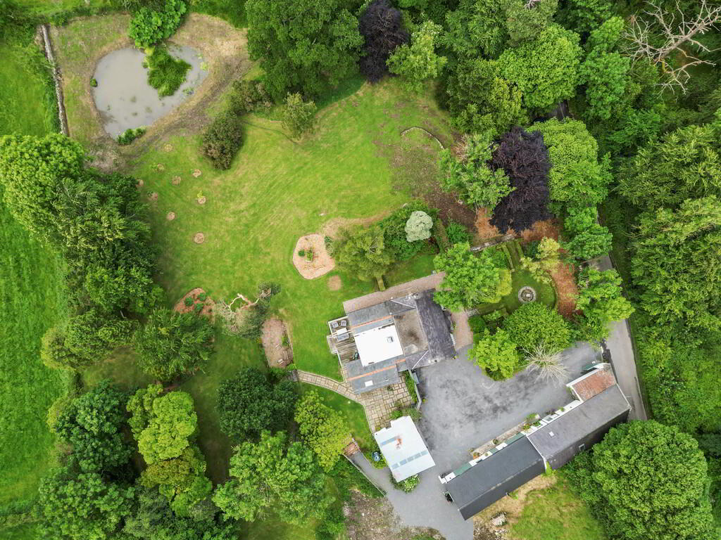 29 Manse Road 51 of 55