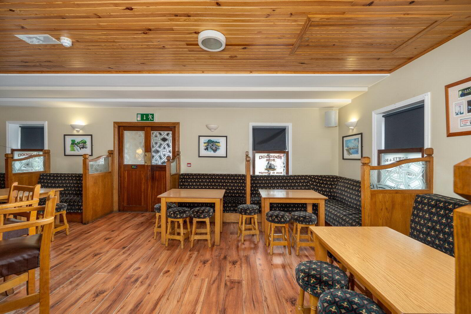 The Shannon Bar, Tarmonbarry 8 of 55