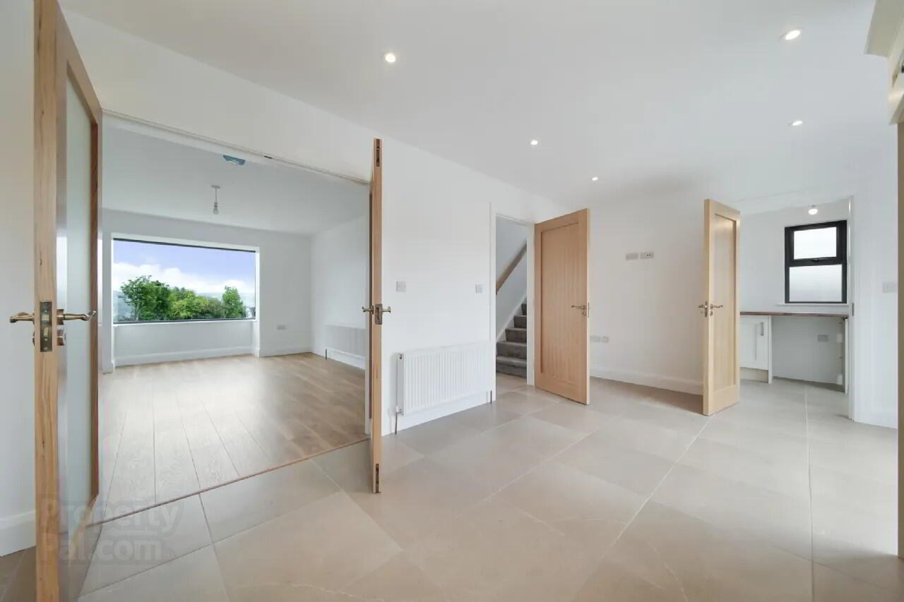 16 Oakwood Park 14 of 39
