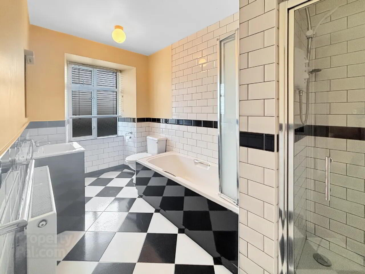 11 Upper Sarsfield St 12 of 19