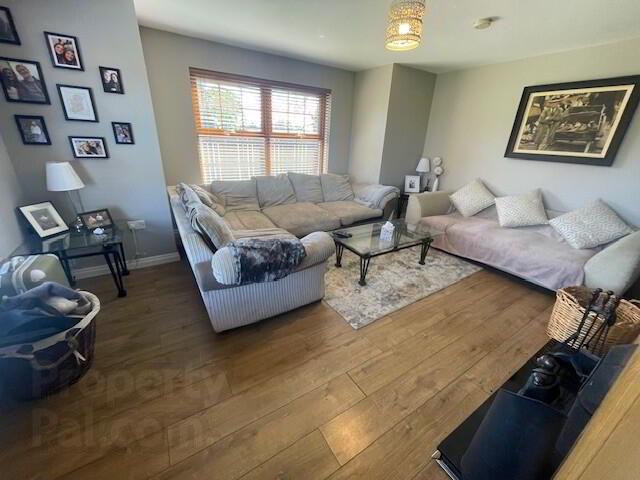 property description image