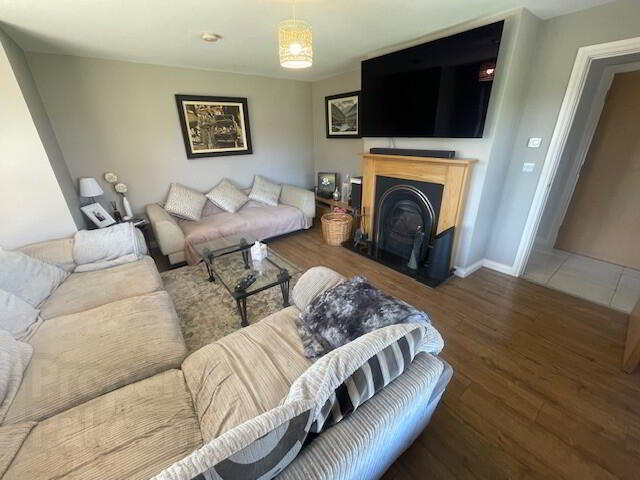 42 Carndale Meadows 3 of 16