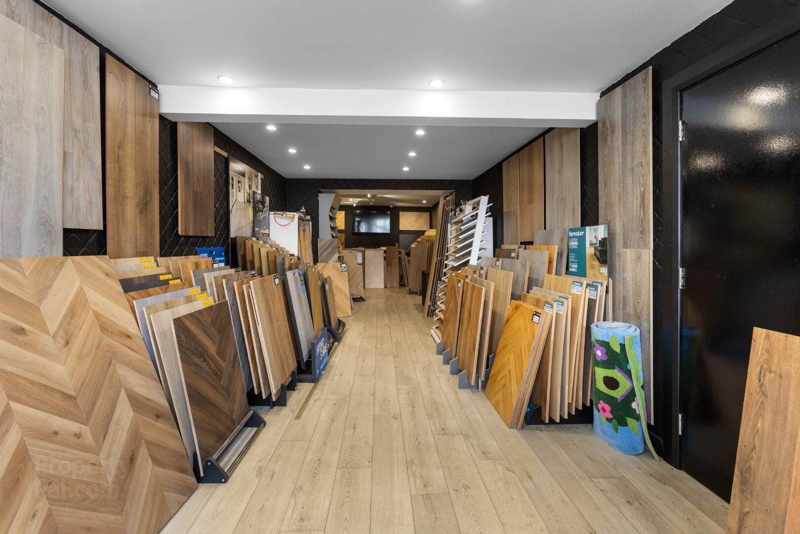 41 Broughshane Street 5 of 24