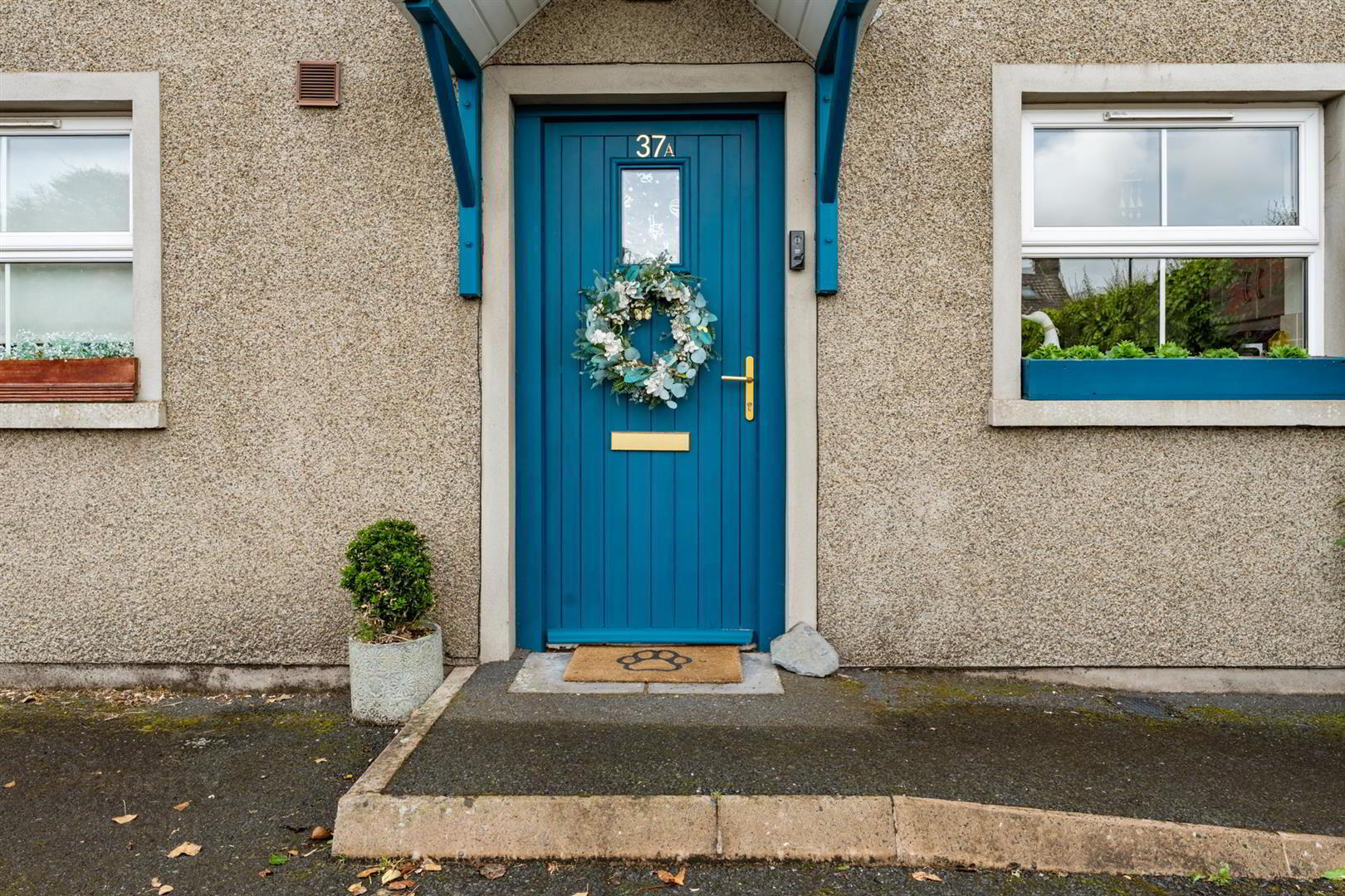 property description image