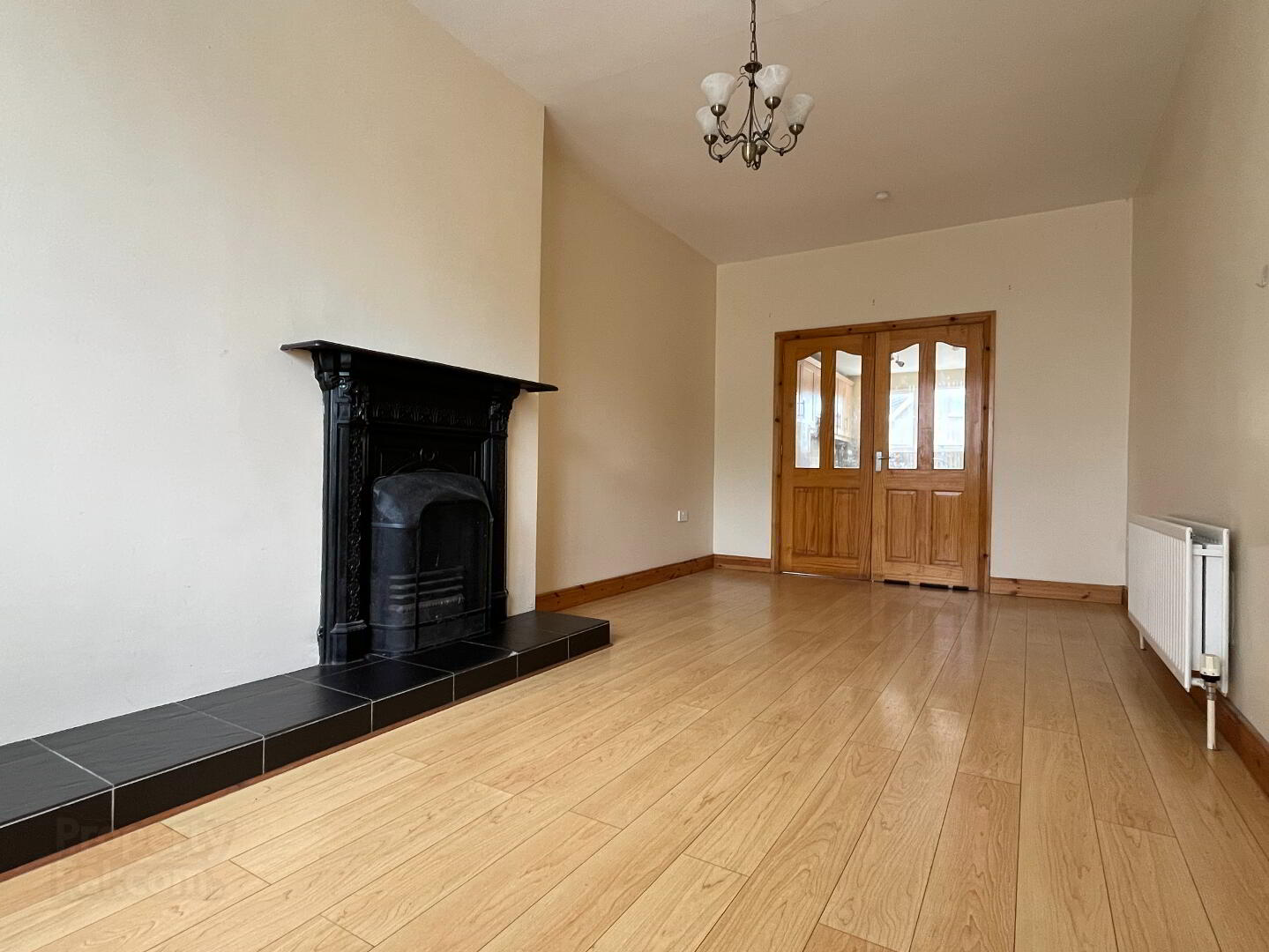 34 Gilford Road 7 of 29