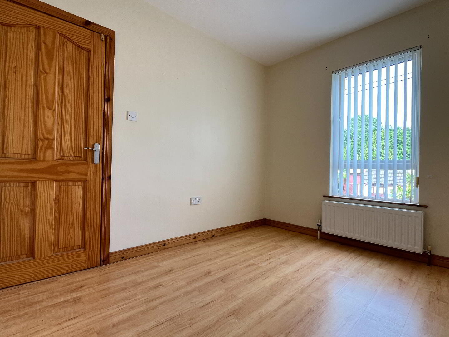 34 Gilford Road 15 of 29