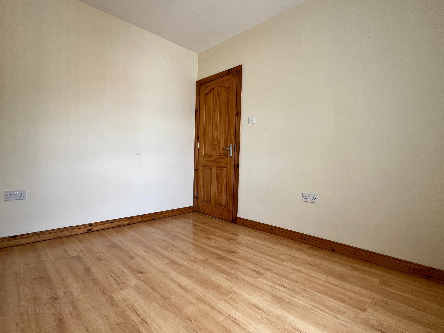 34 Gilford Road 17 of 29