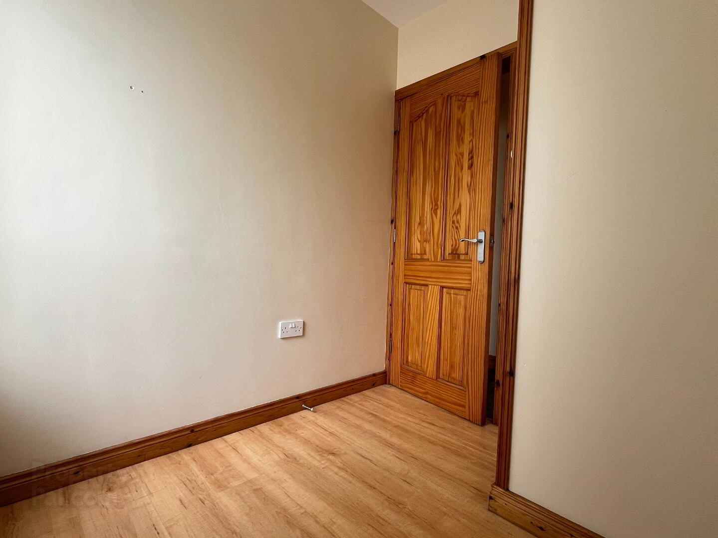 34 Gilford Road 23 of 29