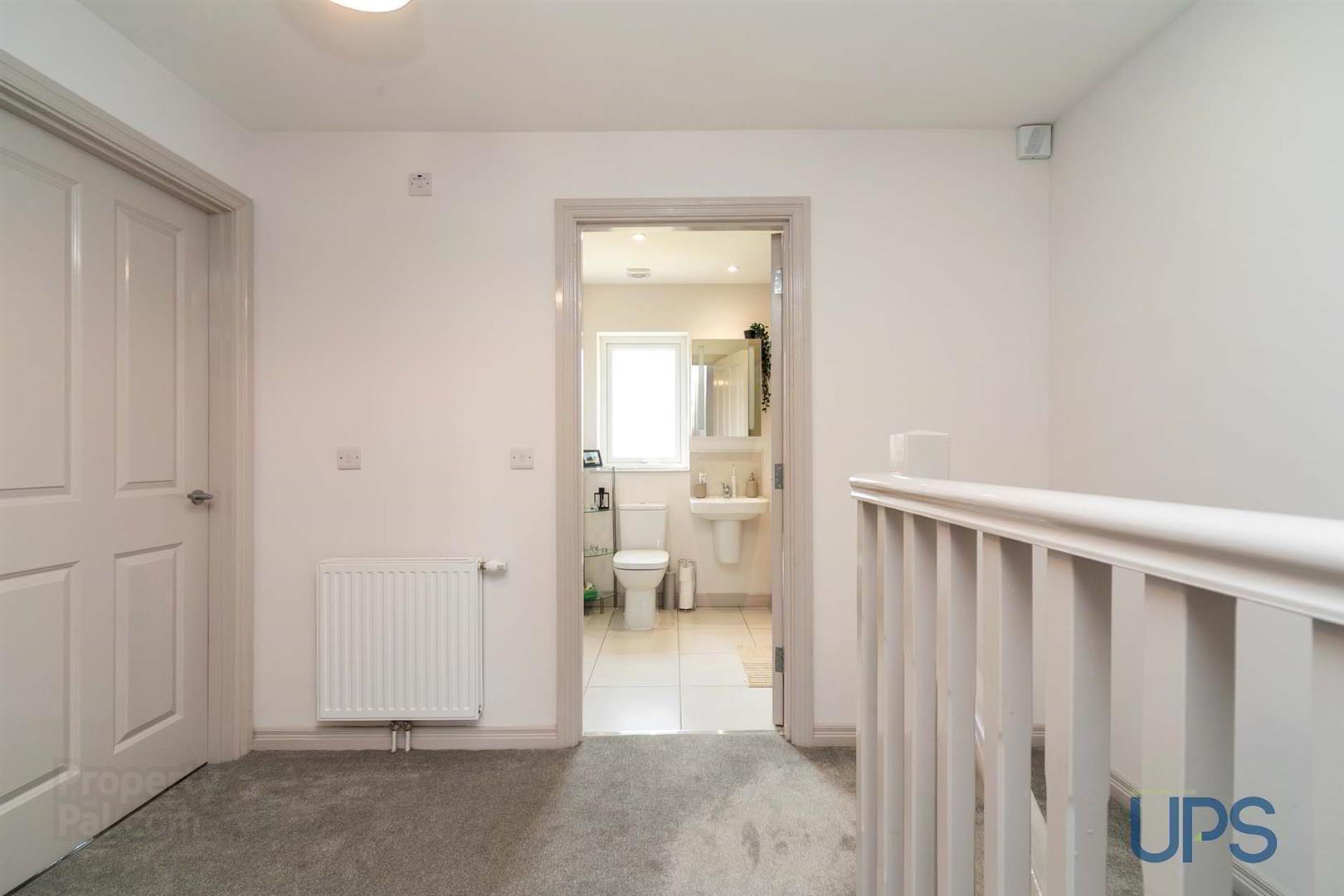 26 Blacks Gate Crescent 13 of 28