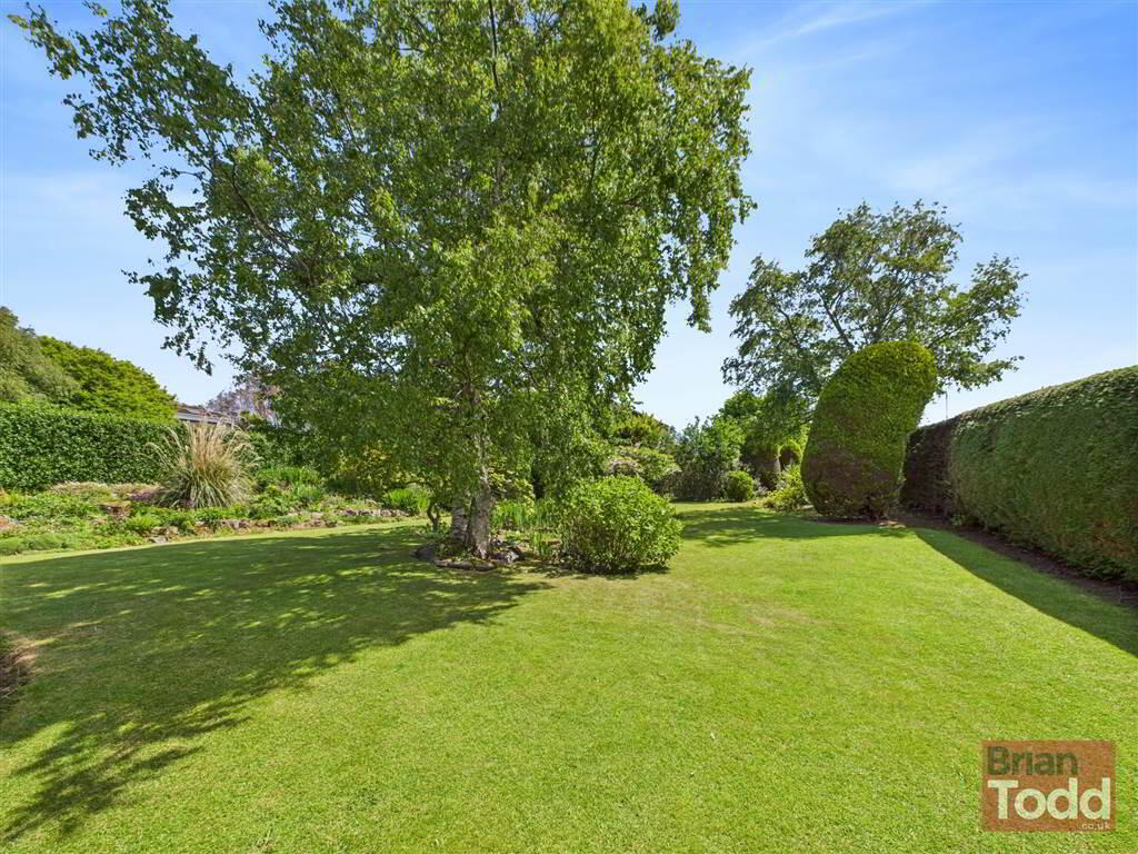 Old Glenarm Road 23 of 33