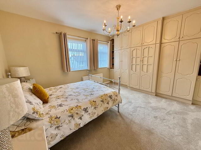 45 Papworth Avenue 20 of 29