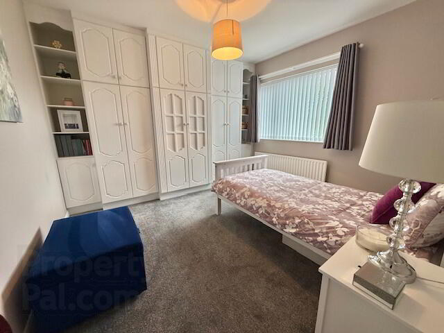45 Papworth Avenue 21 of 29