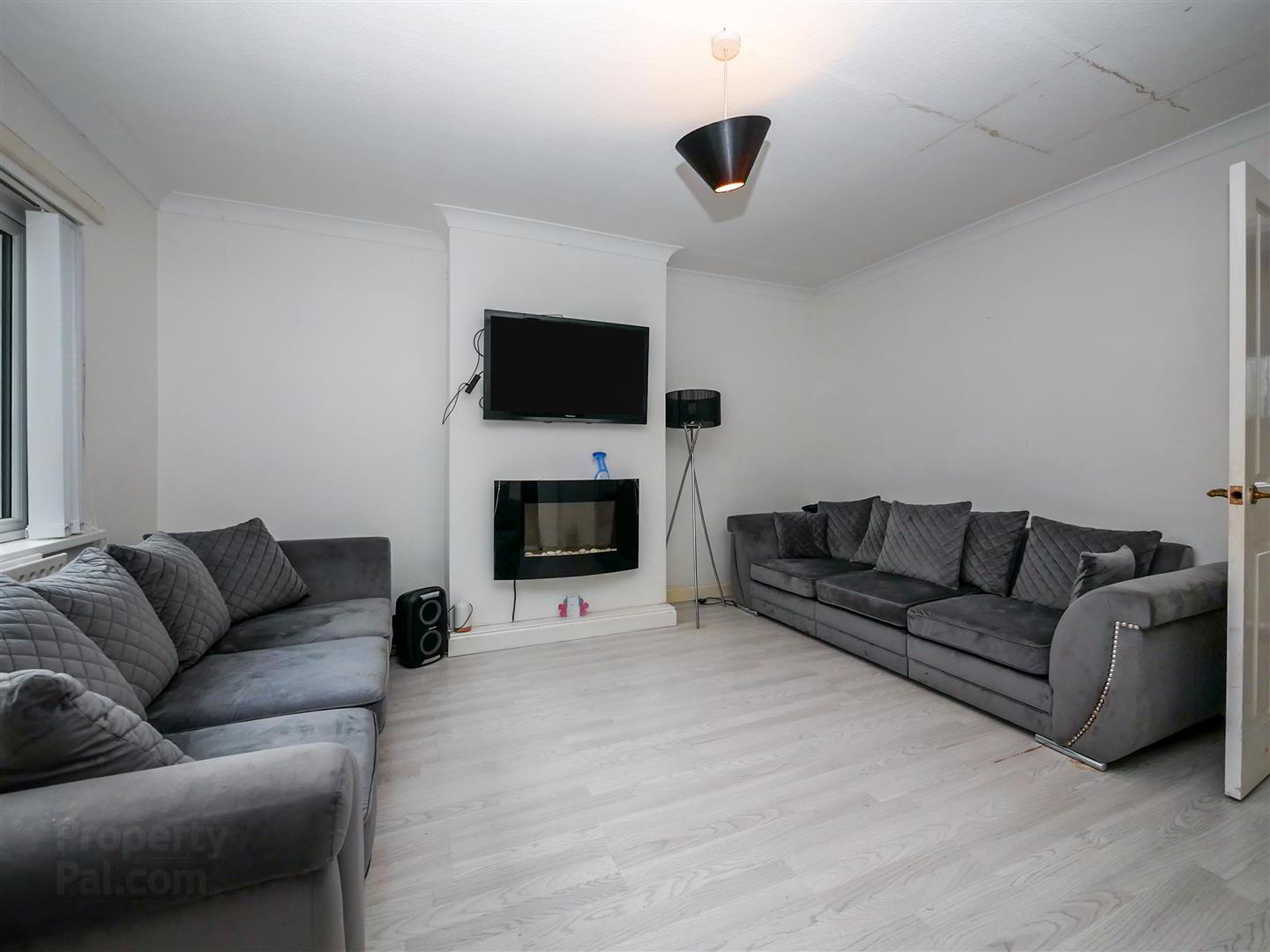 property description image