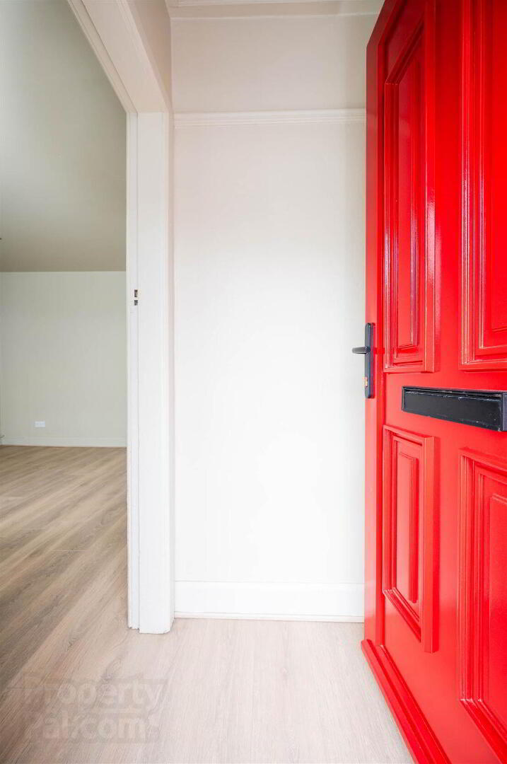 11 Willowholme Crescent 3 of 21