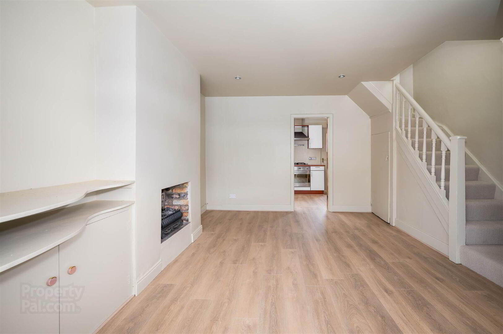 11 Willowholme Crescent 6 of 21