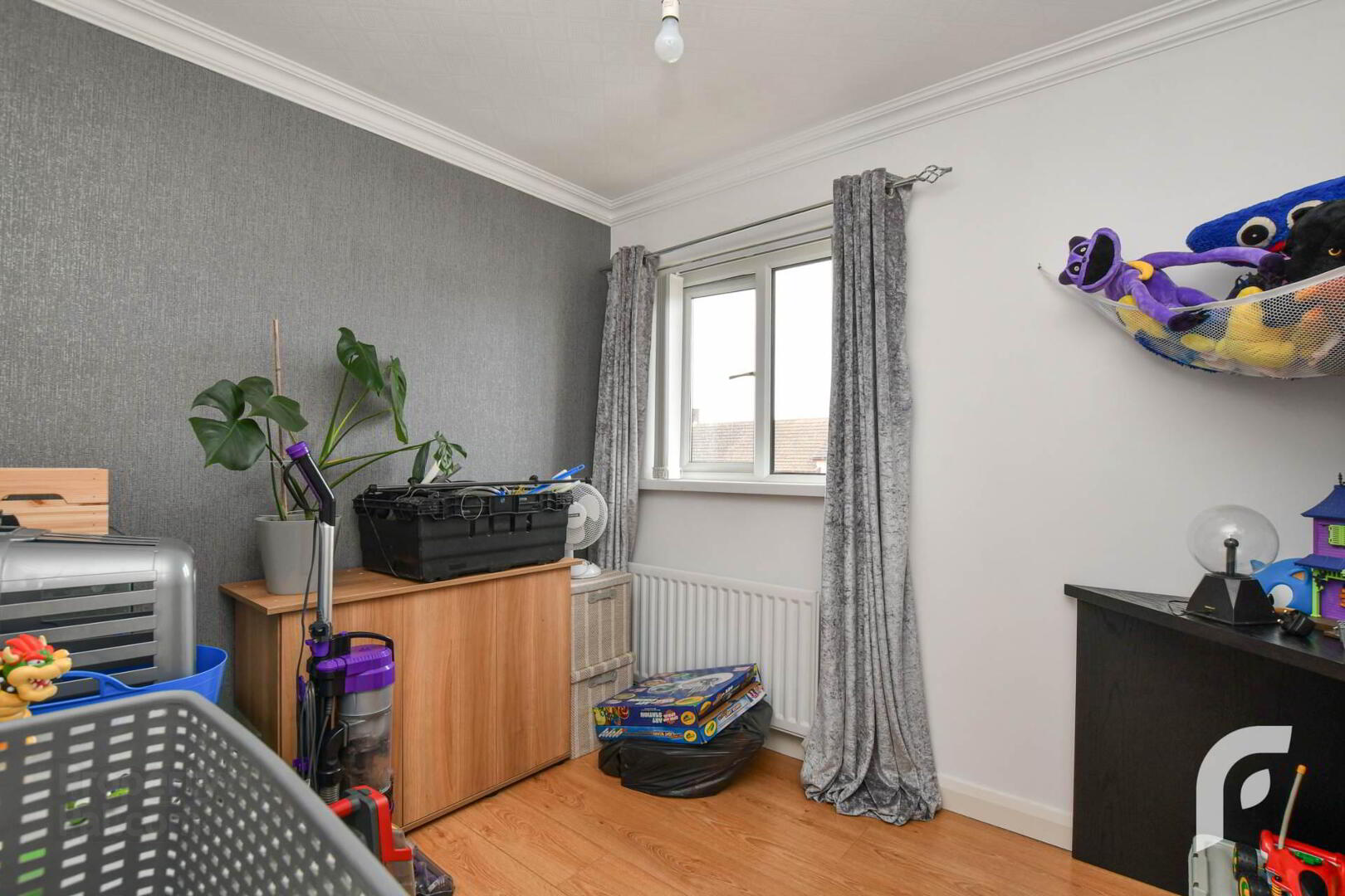 67 Ferris Avenue 20 of 28