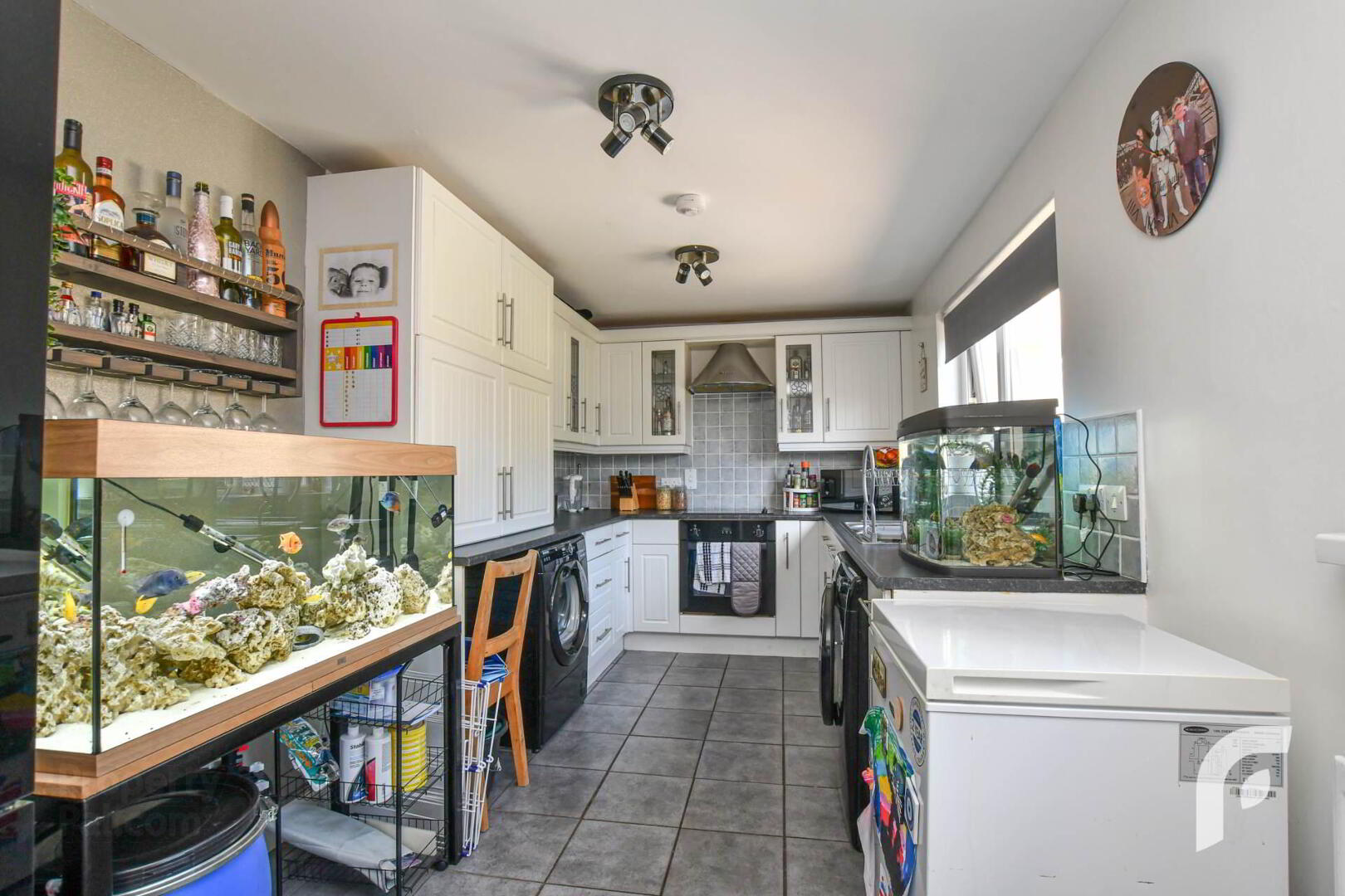 67 Ferris Avenue 11 of 28