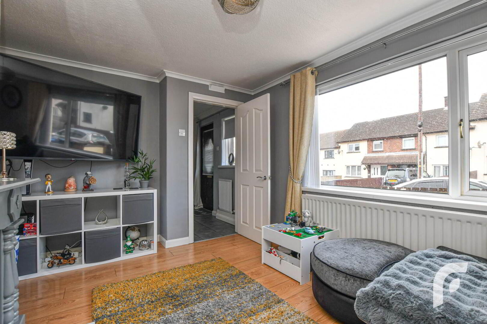 67 Ferris Avenue 8 of 26