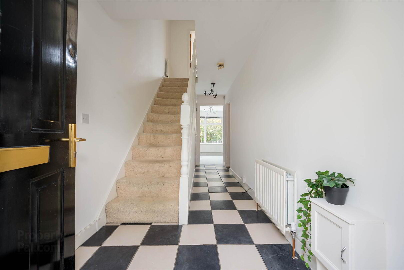 31 Leathem Square 3 of 23