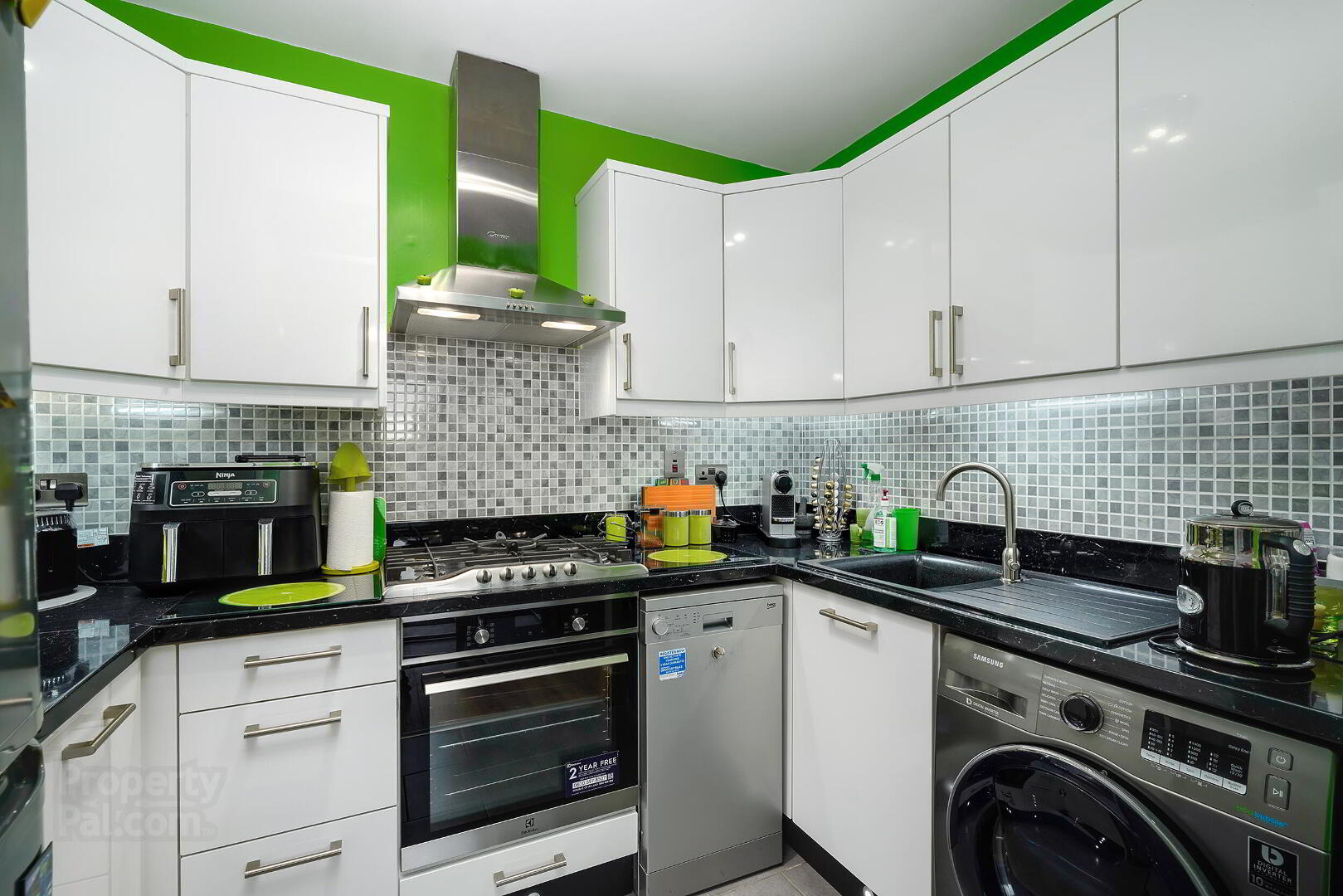 2 Rosse Court Avenue 12 of 30
